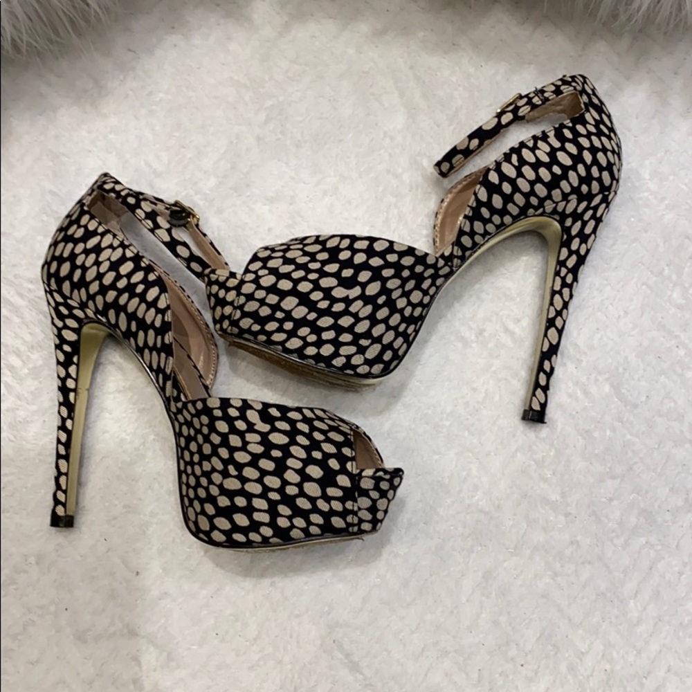 Betsey Johnson platform animal print shoes…